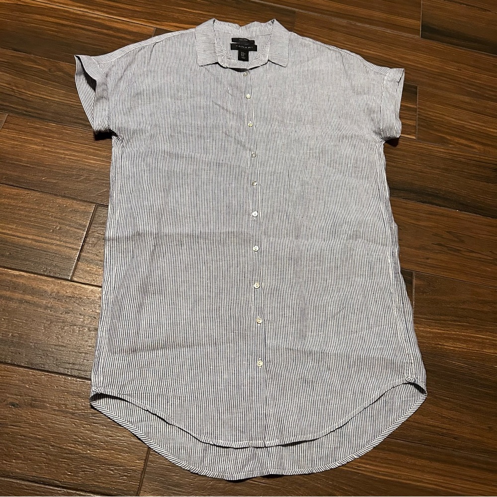 Tahari 100% Linen Shirt Dress Medium Blue White Pinstripes‎ Short Sleeve